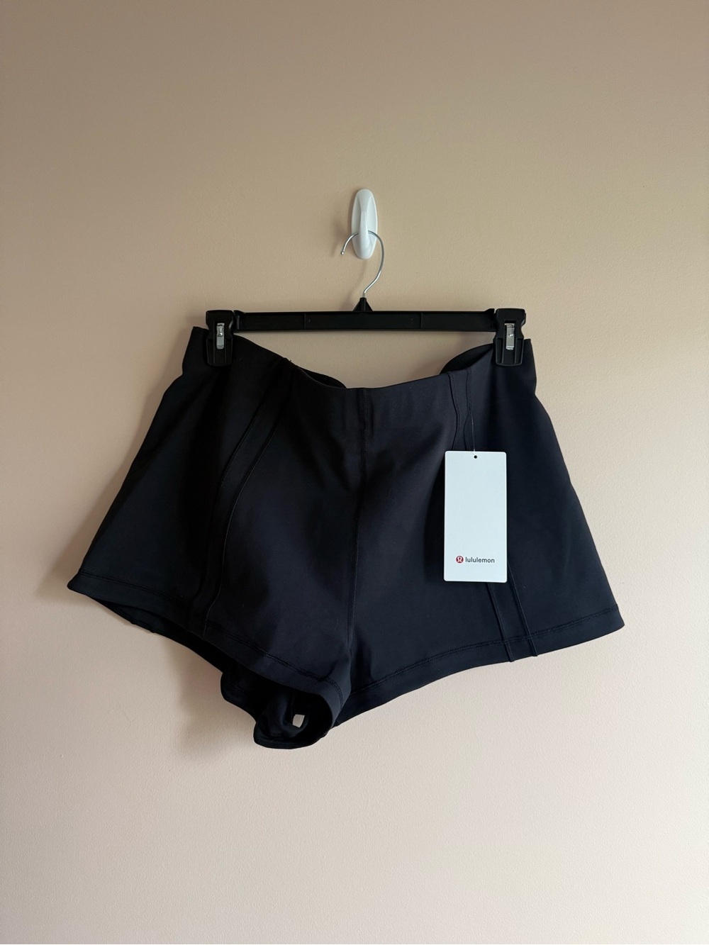 Lululemon Define Micro Short Size XL
